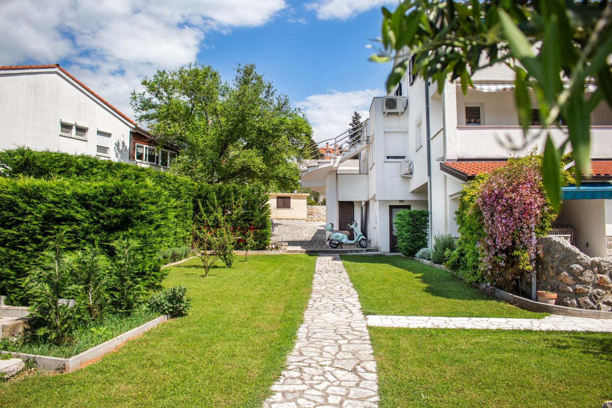 Seaside Apartments Petar Krk Town Εξωτερικό φωτογραφία